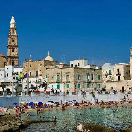 Cala Portavecchia 4* モノーポリ